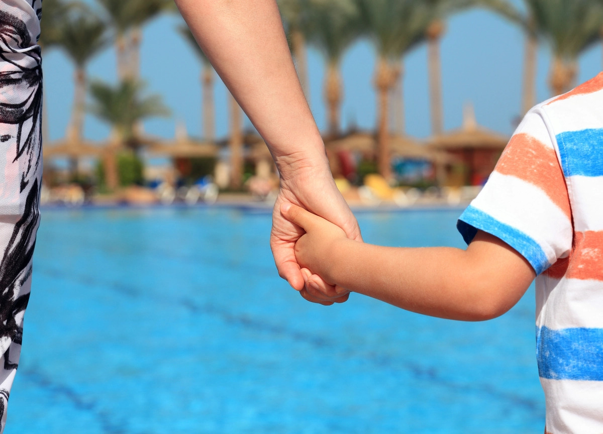 Swimming Pool Safety for Children: Essential Tips for Parents